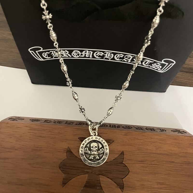 Ch**me He**ts necklaces